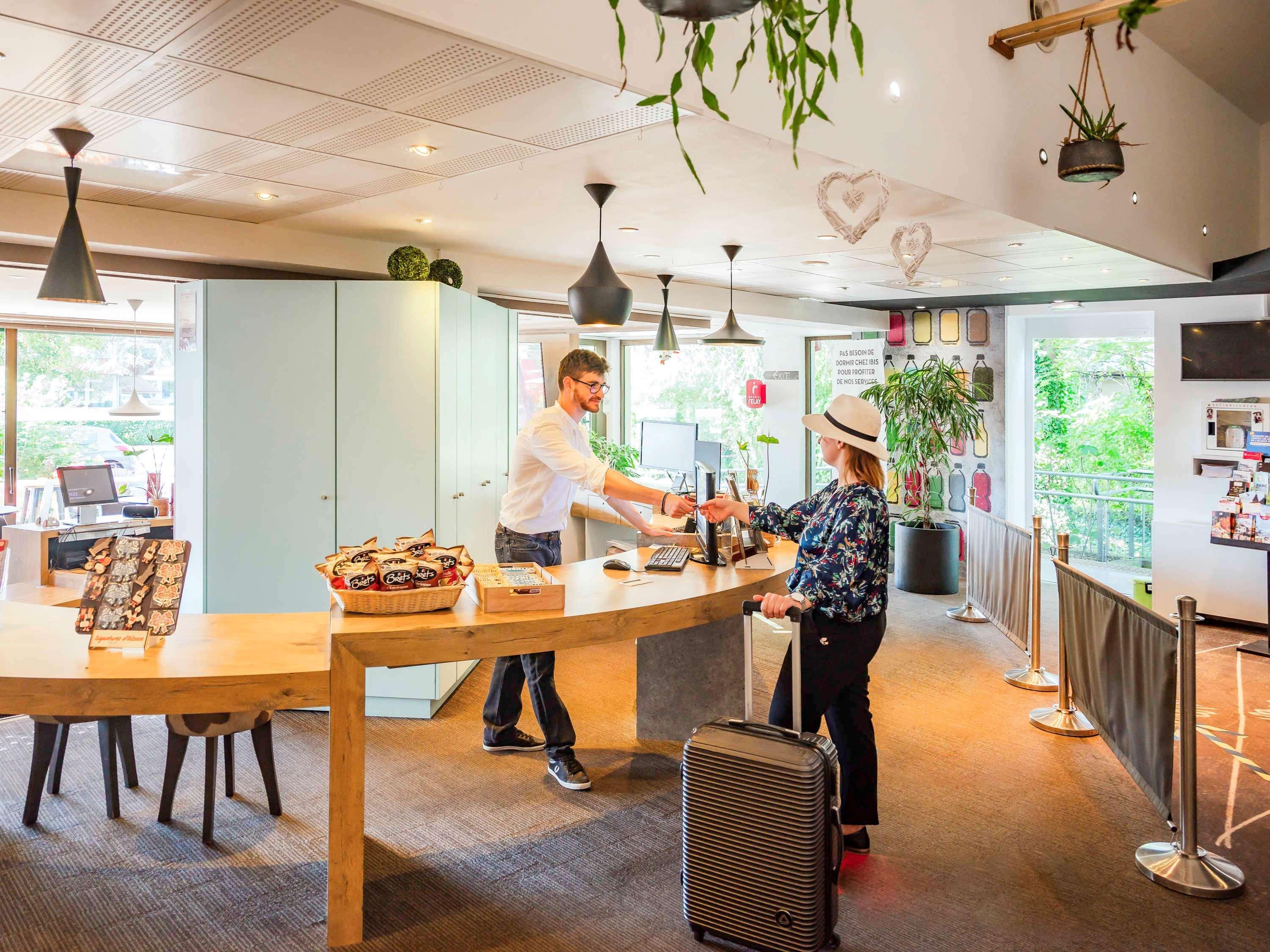 Ibis Colmar Est - Hotel Restaurant En Alsace オルブール＝ヴィール エクステリア 写真